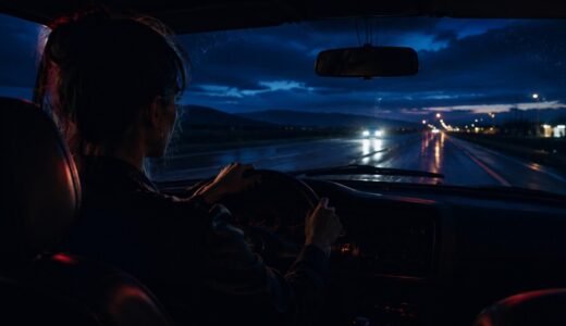 シンディ・ローパー「I Drove All Night」歌詞の意味・和訳｜droveを英語で学ぶ
