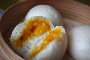 Egg Custard Buns