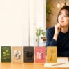 色を使った英語イディオムのクイズに挑戦する女性