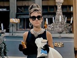 ティファニーで朝食を Breakfast At Tiffany S