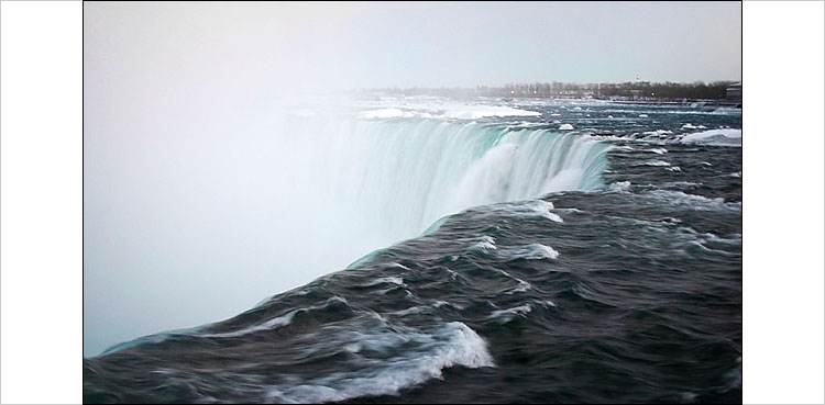 niagara_falls_stream.jpg